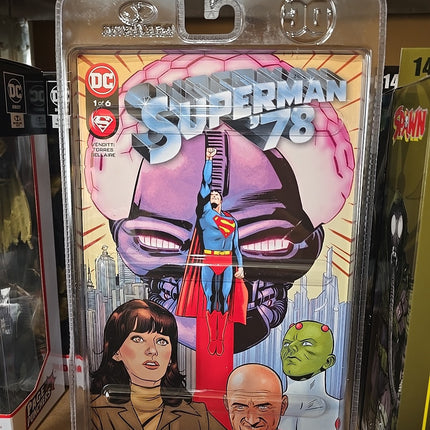 IN STOCK Superman '78 DC Page Punchers Superman 7" Action Figure with Comic