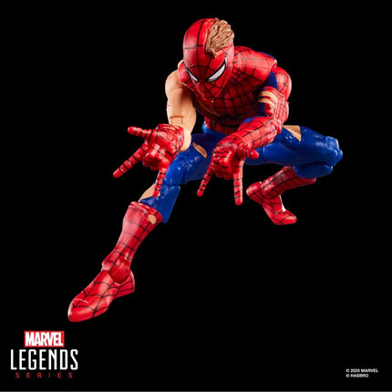 Figura de acción y tarjeta de Spider-Man de 6 pulgadas dañado por la batalla de Marvel Legends Magic: The Gathering
